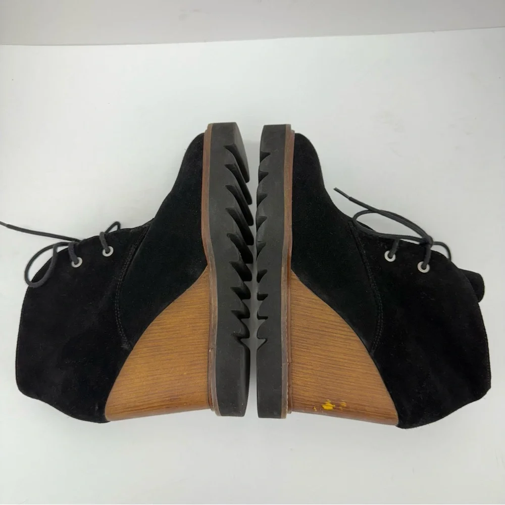 BCBGeneration size 9.5 Women’s Black Suede Leather Lace Up Wedge Booties